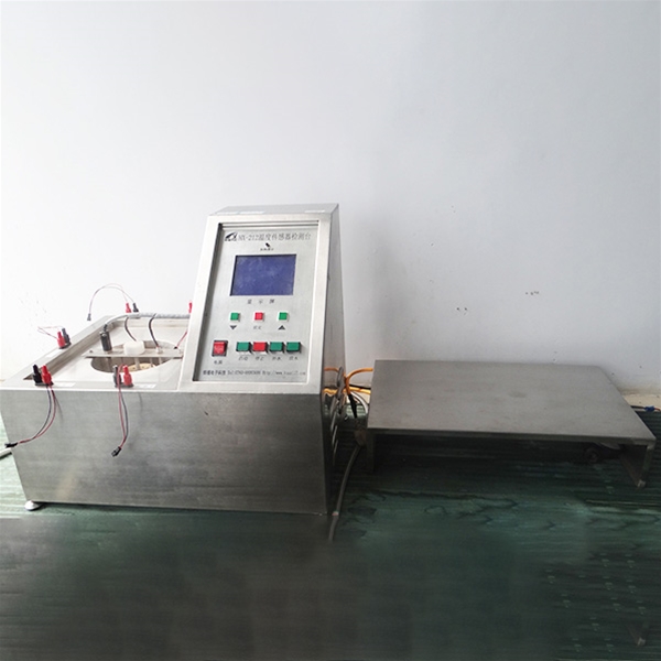 溫度傳感器檢測臺